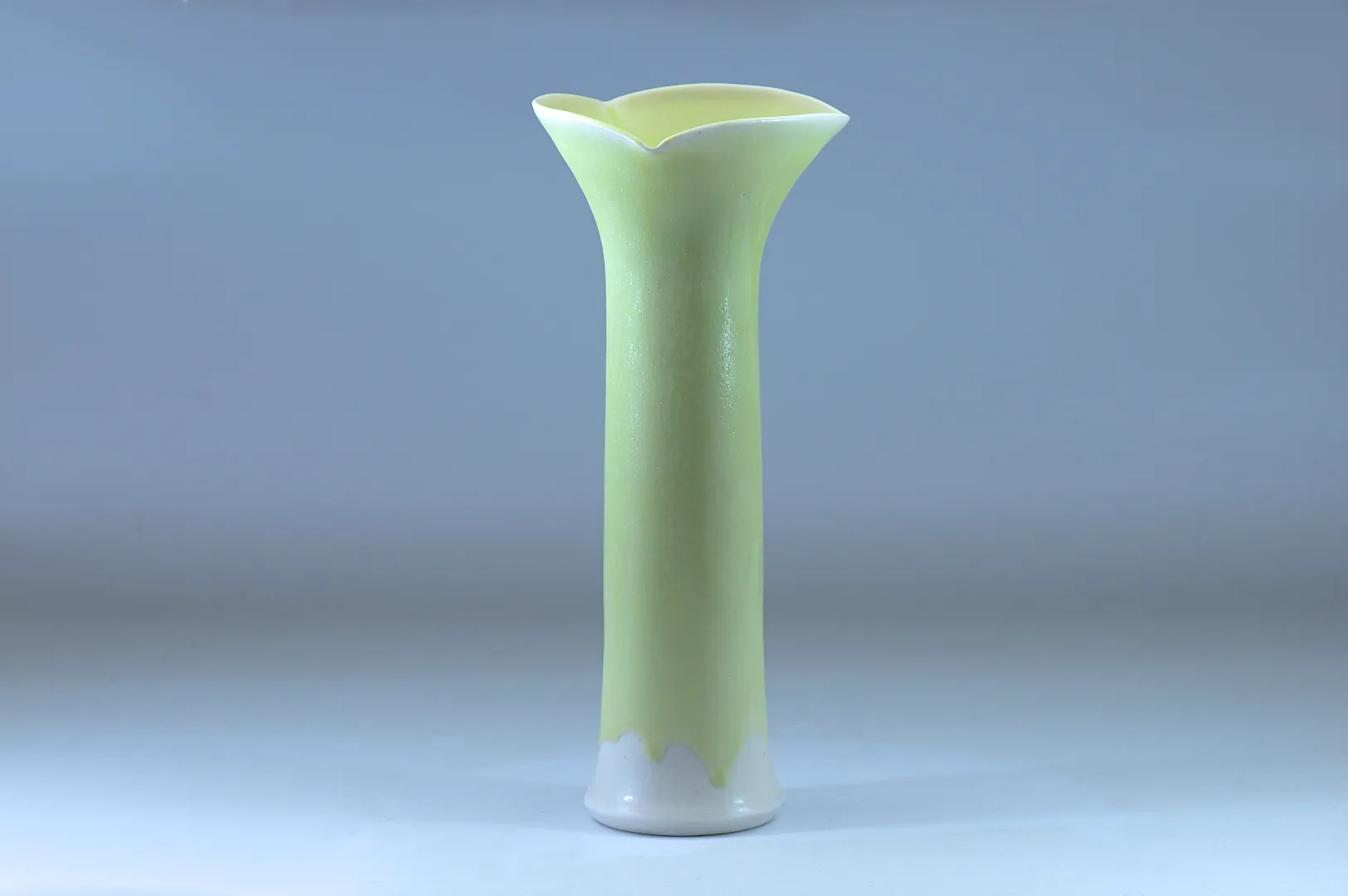 Trefoil Vase 5