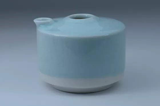 Flask Ice Blue Crackle Glaze
