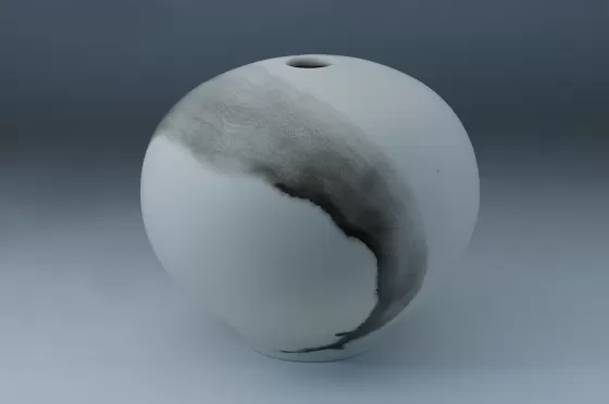 Spherical Vase Brushwork